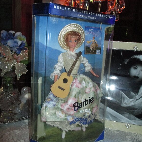 Sound of Music Maria Barbie/Special Edition - Picture 3 of 13